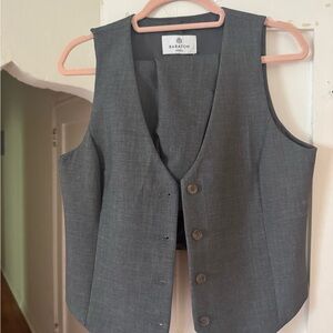 NEW BABATON aritzia Gray women's  Suit Vest short set